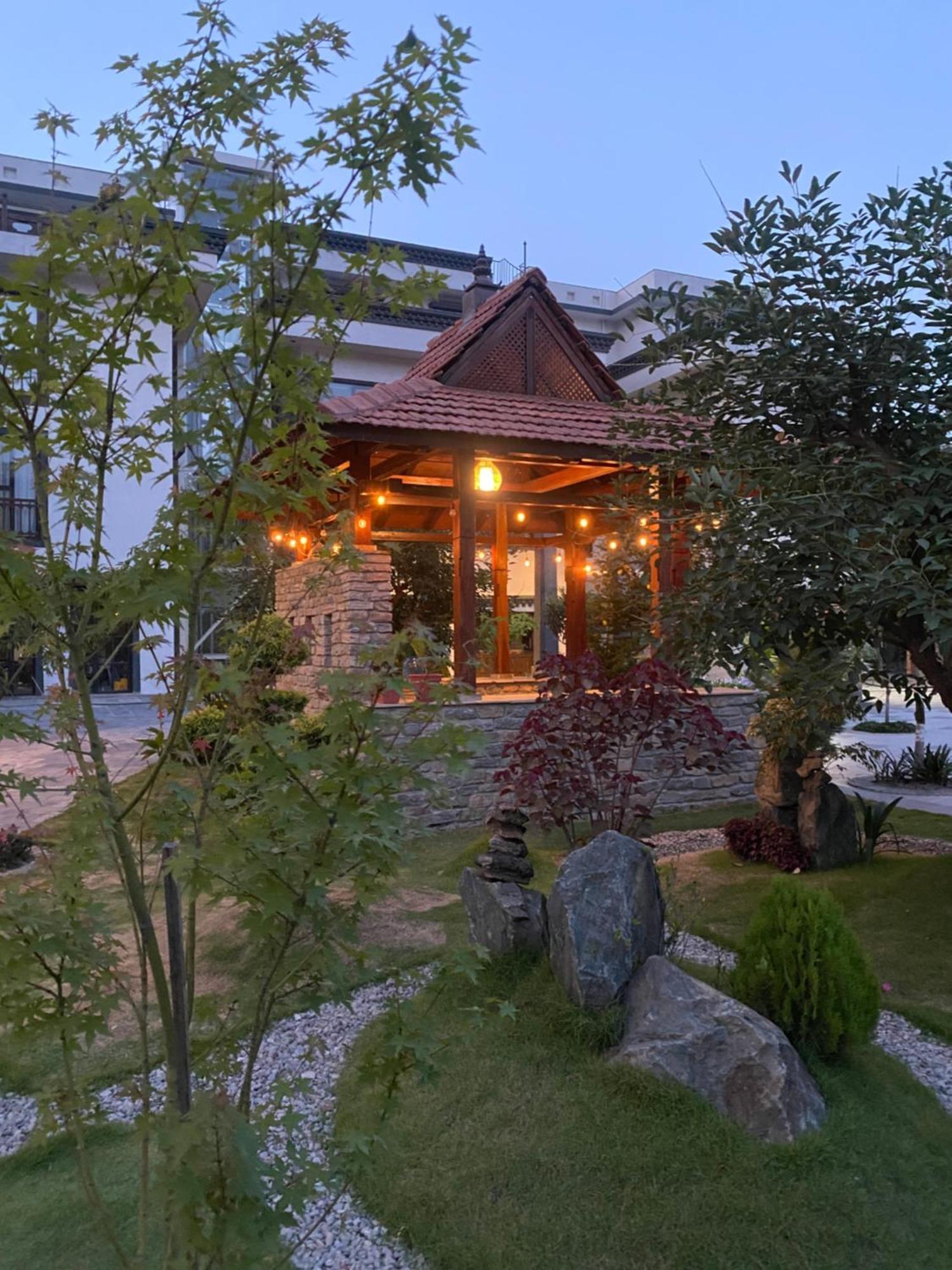 Uma Residence And Suites Kathmandu Exterior photo