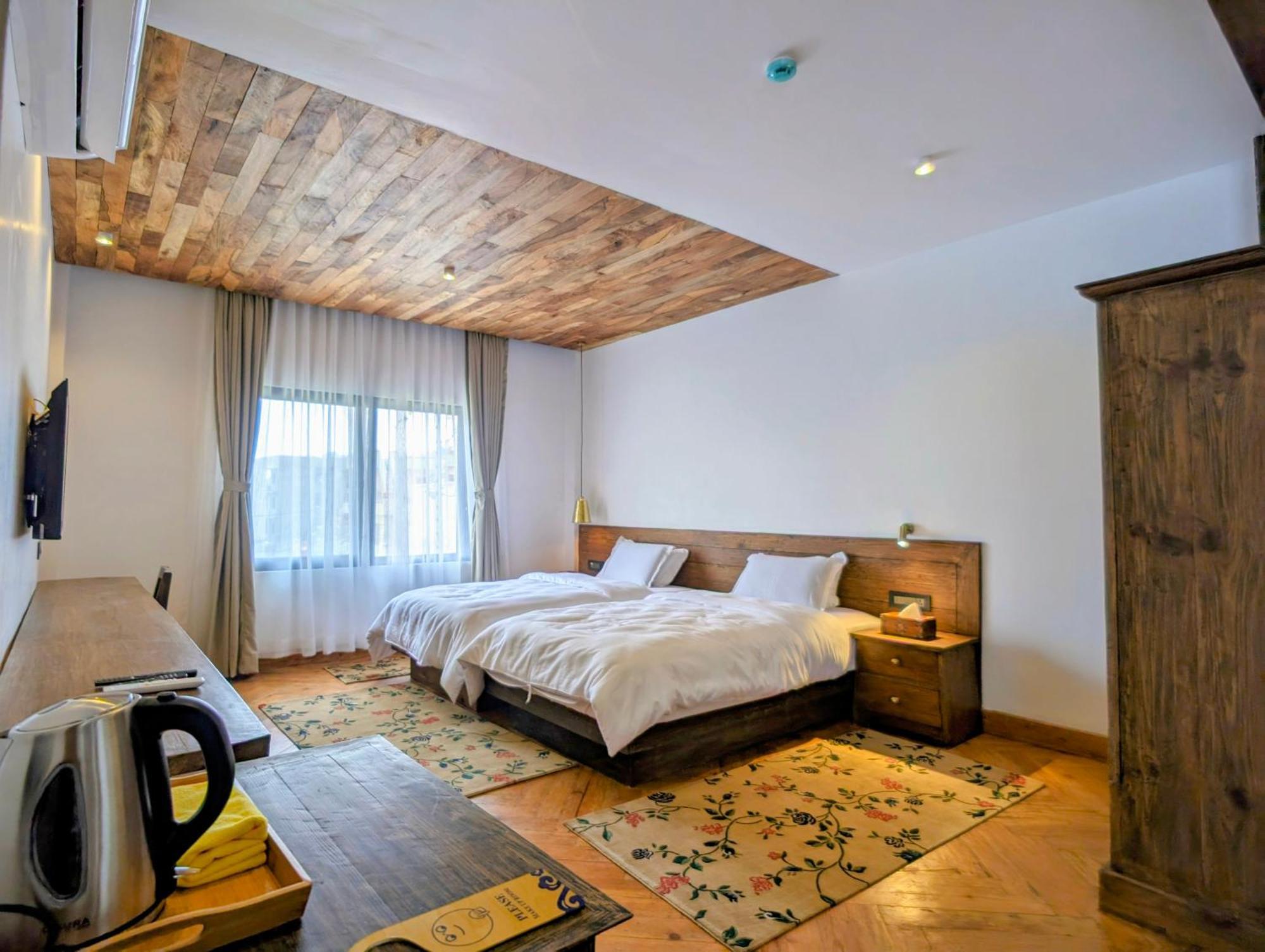 Uma Residence And Suites Kathmandu Exterior photo
